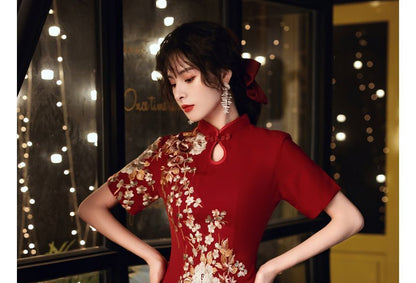 Short-Sleeve Flower / Qipao A-Line Embroidered Side-Slit