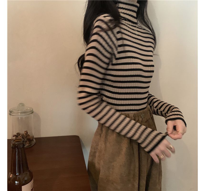 Long-Sleeve Turtleneck Striped Ribbed Knit Top