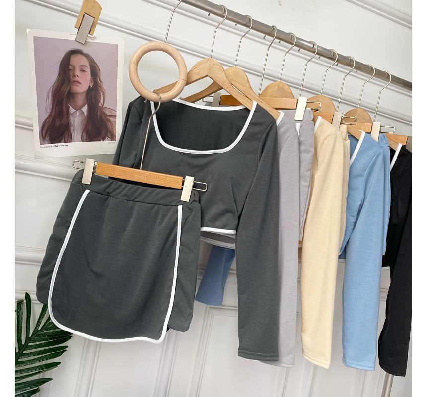 Set: Long-Sleeve Scoop Neck Contrast Trim Crop T-Shirt + High Waist Mini A-Line Skirt