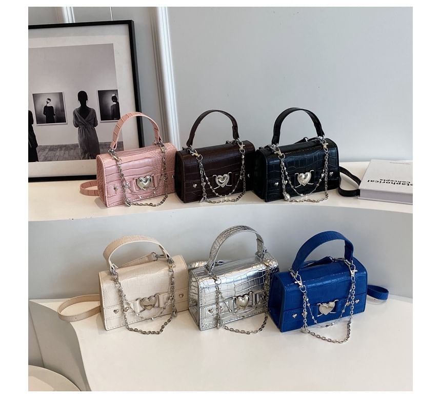 Grain Flap Crossbody Croc Heart Buckled Bag