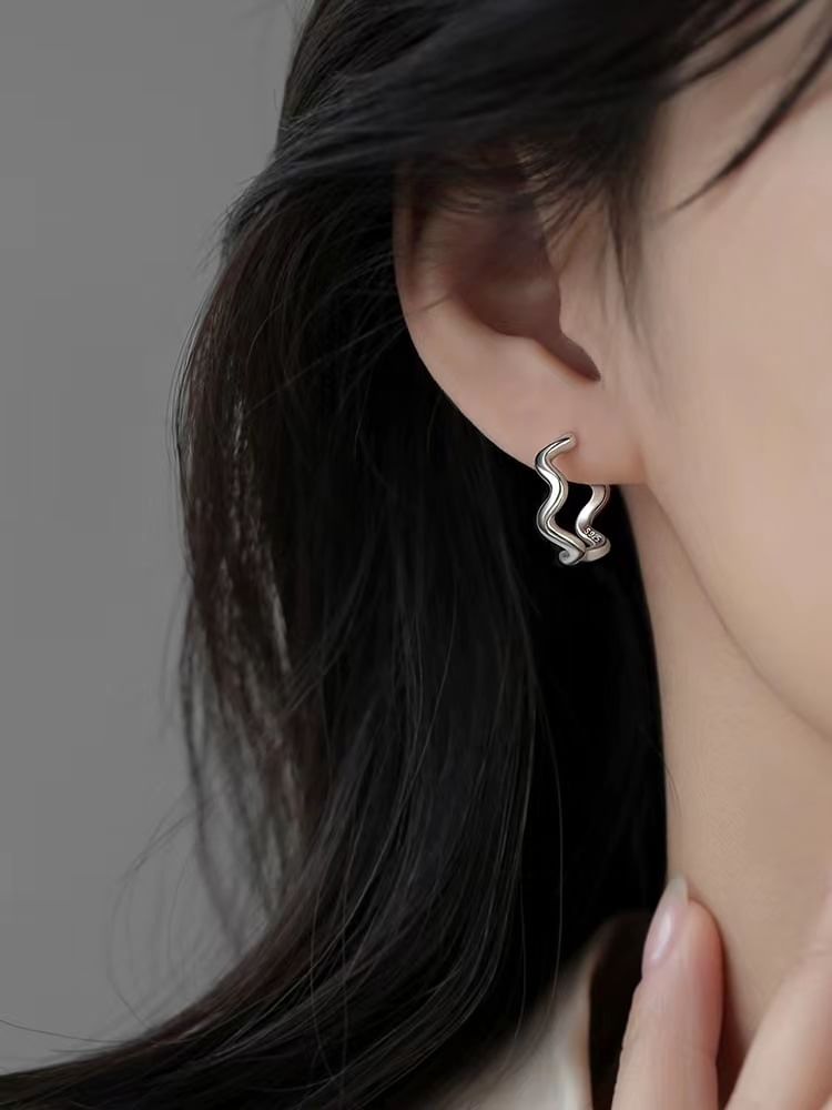 Wavy Alloy Hoop Earring