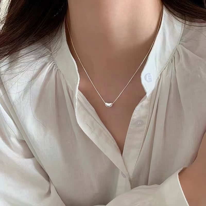 Bean Pendant Alloy Choker