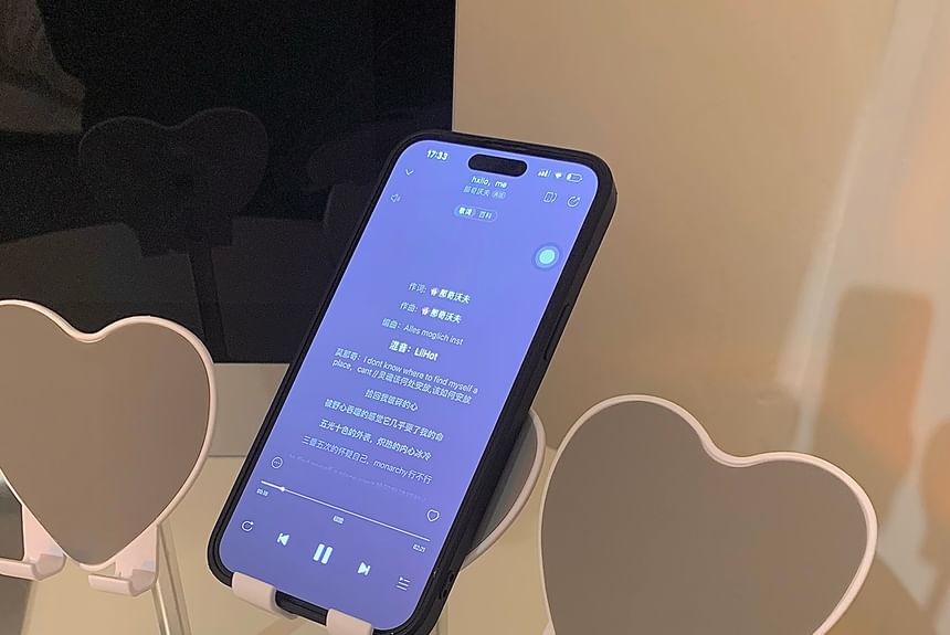 Heart Retractable Desktop Phone Stand