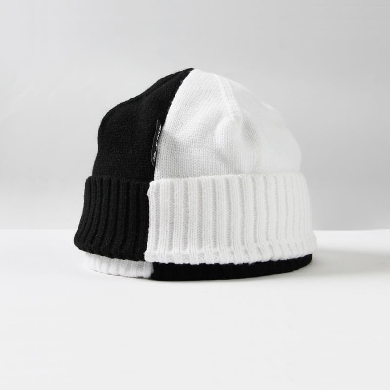Knit Two Beanie Tone