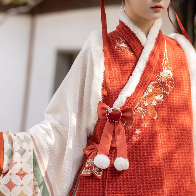 High Waist Floral Print Pleated Hanfu Skirt / Fox Embroidered Fluffy Trim Vest / Bow Braid / Tote Bag / Set