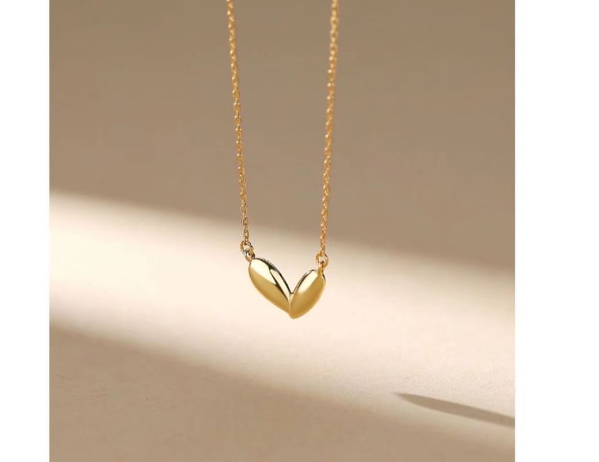 Glossy Heart Necklace