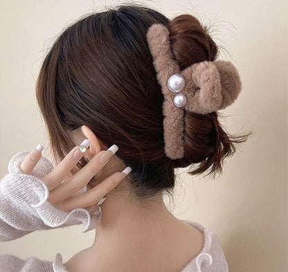 Fleece Faux Pearl Hair Claw