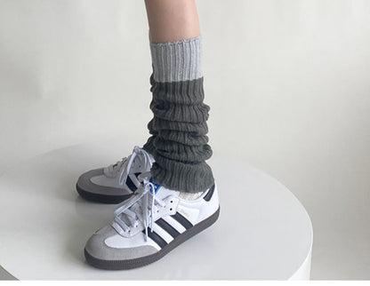 Two-Tone Ribbed Knit Socks / Set