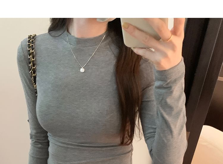 Long-Sleeve High Neck Plain Tee