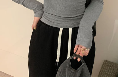 Long-Sleeve High Neck Plain Tee