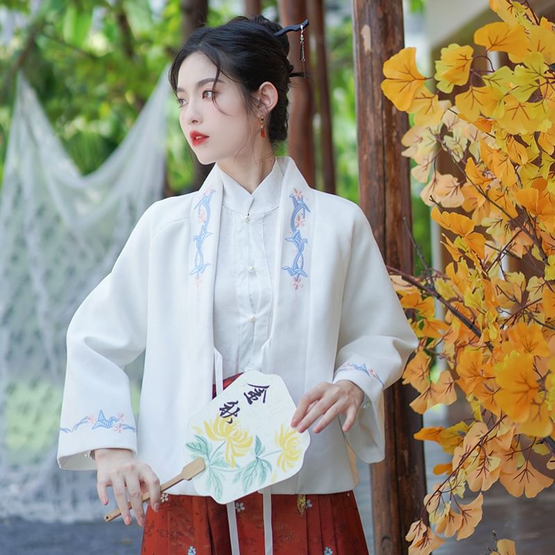 Floral Embroidered Hanfu Jacket