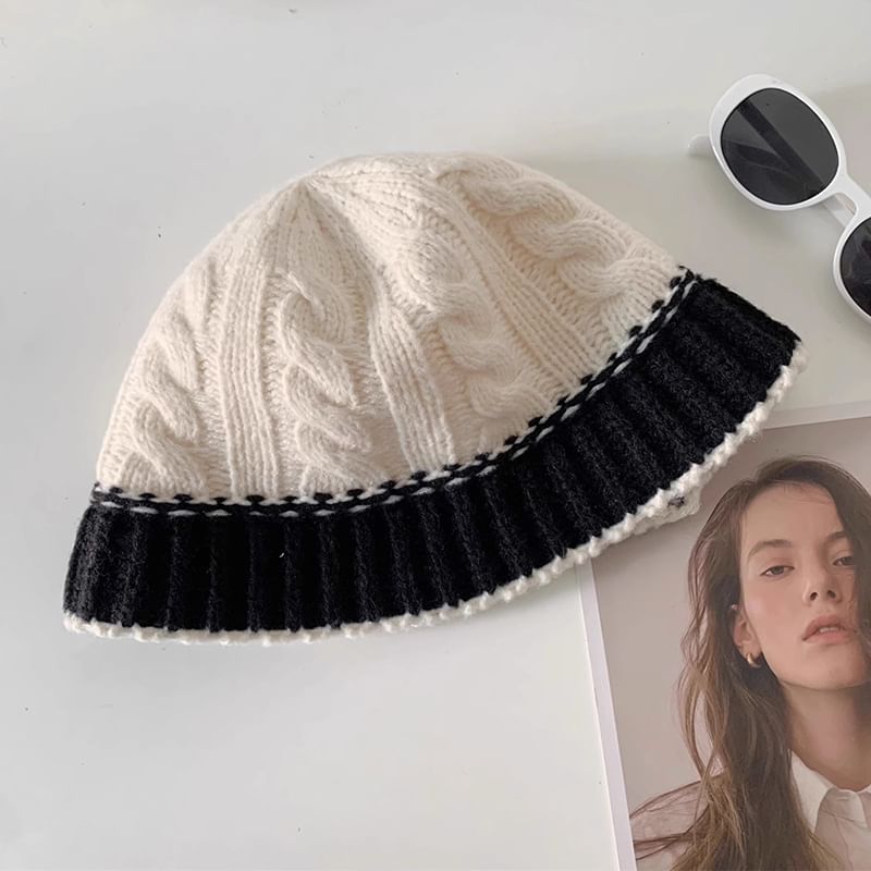 Two Tone Knit Cloche Hat