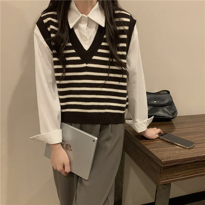 Vest Knit V-Neck Striped