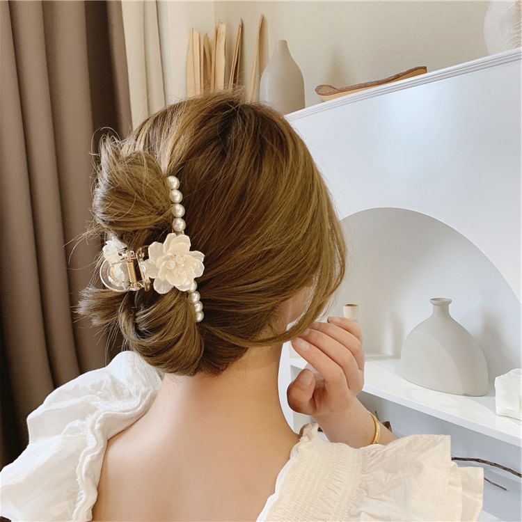 Pearl Acrylic Clamp Hair Floral Faux