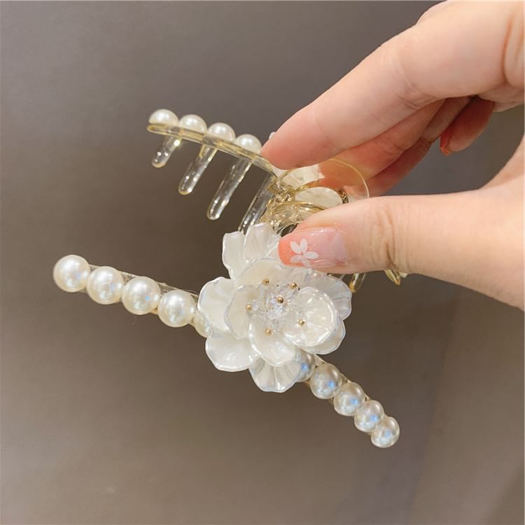 Pearl Acrylic Clamp Hair Floral Faux