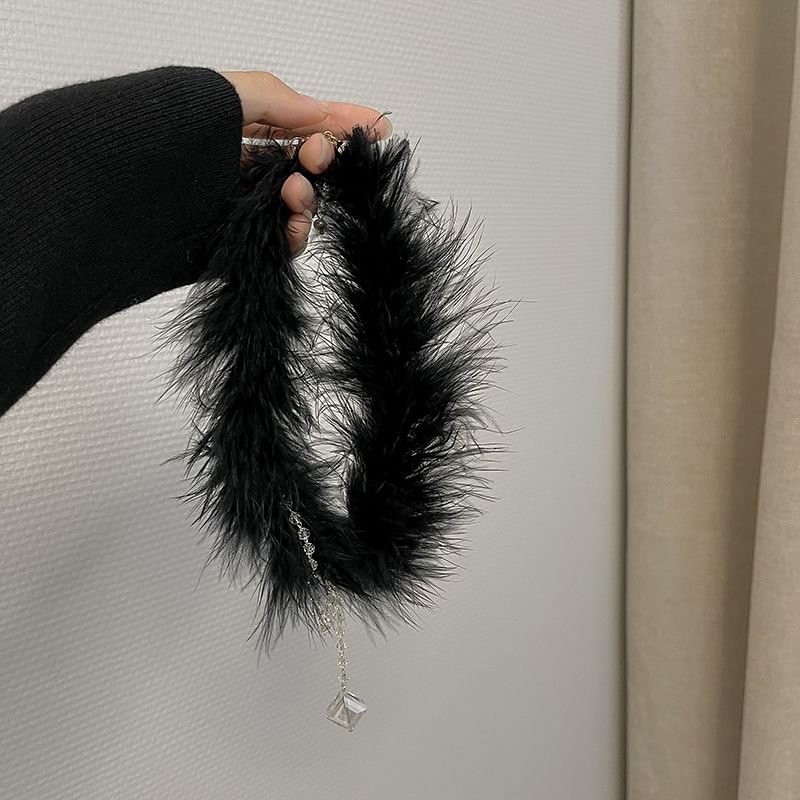 Crystal Chenille Pendant Faux Choker