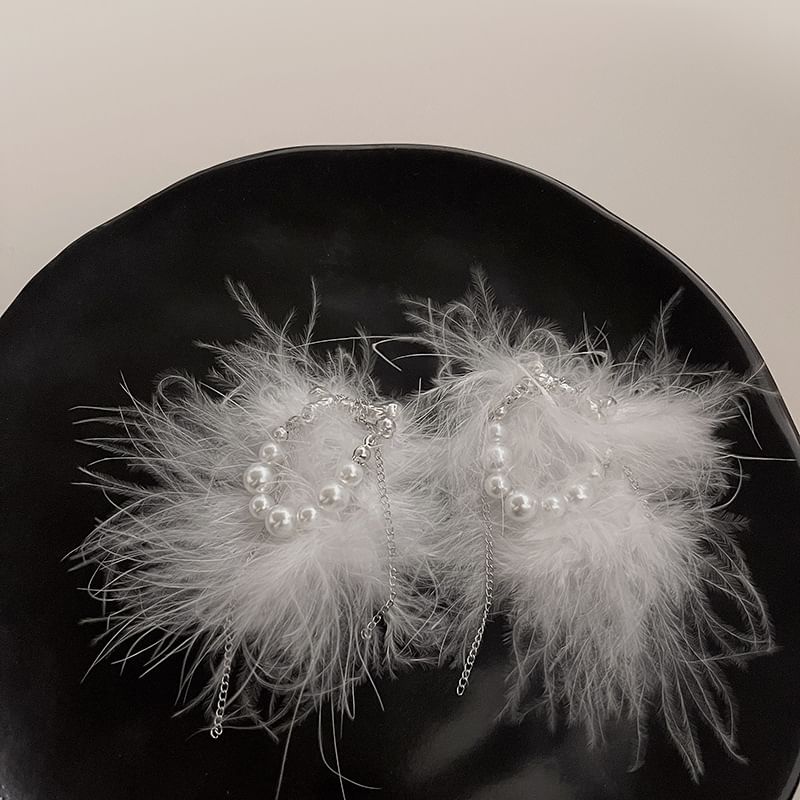 Earring Stud Faux Pearl Feather