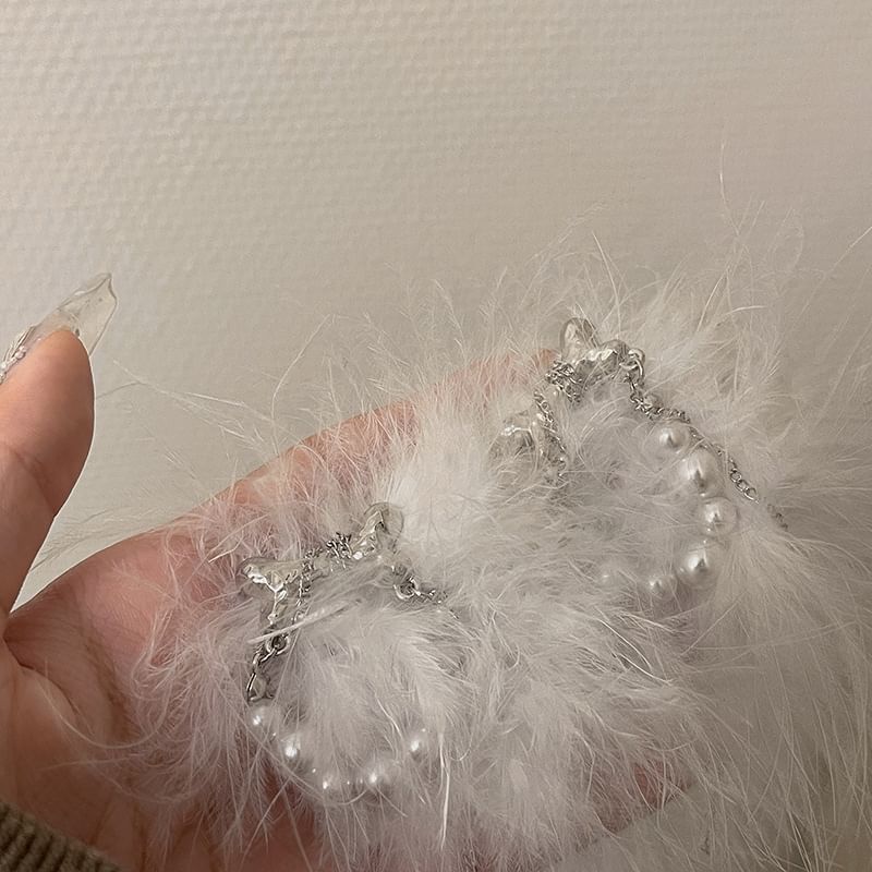 Earring Stud Faux Pearl Feather