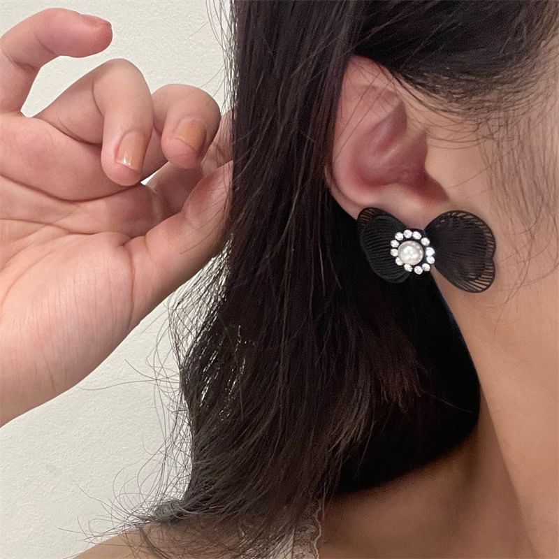 Faux Alloy Stud Pearl Earring Bow