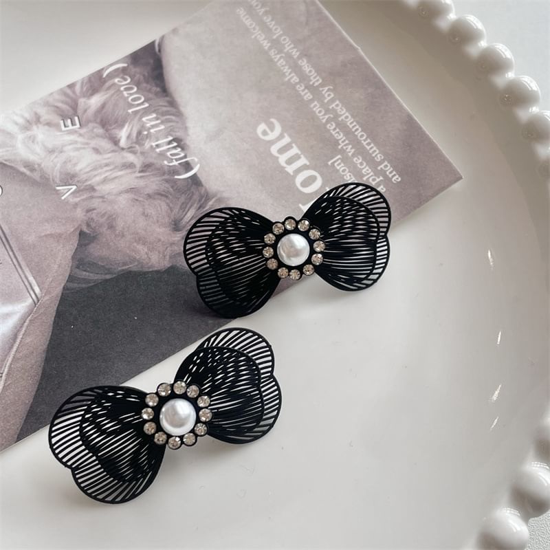 Faux Alloy Stud Pearl Earring Bow