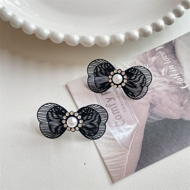 Faux Alloy Stud Pearl Earring Bow
