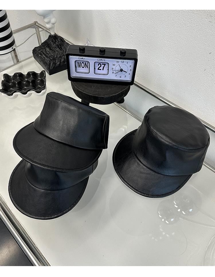 Equestrian Plain Hat