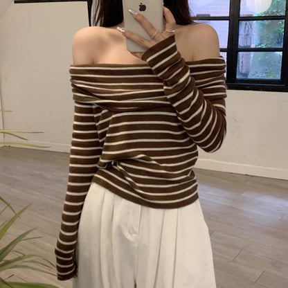 Slim-Fit Long-Sleeve Knit Striped Top