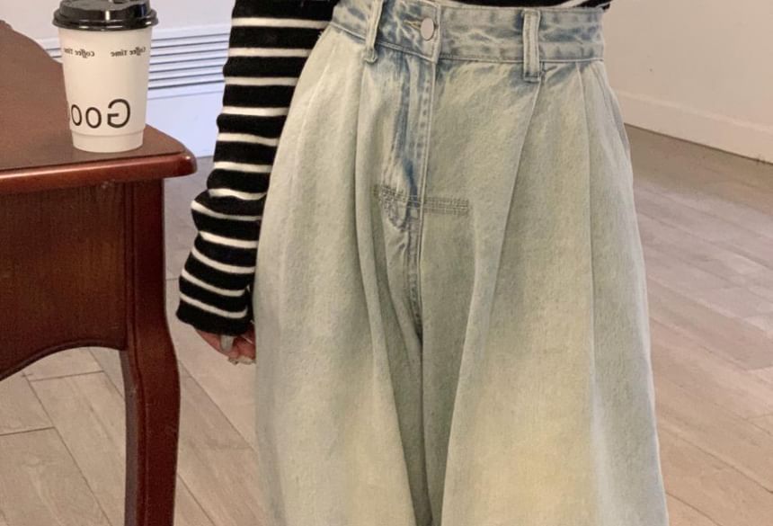 Slim-Fit Long-Sleeve Knit Striped Top