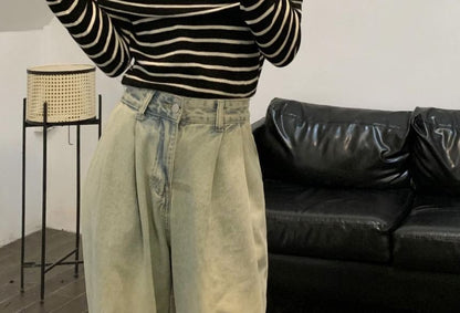 Slim-Fit Long-Sleeve Knit Striped Top