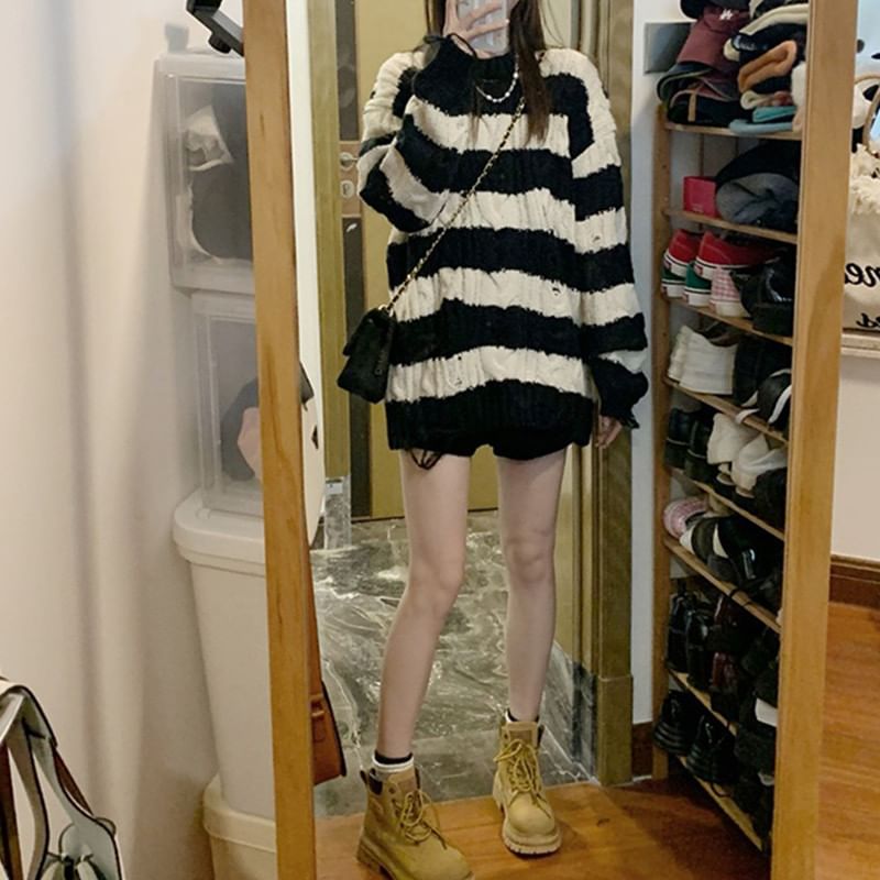 Distressed Knit Cable Sweater Crew Striped Neck