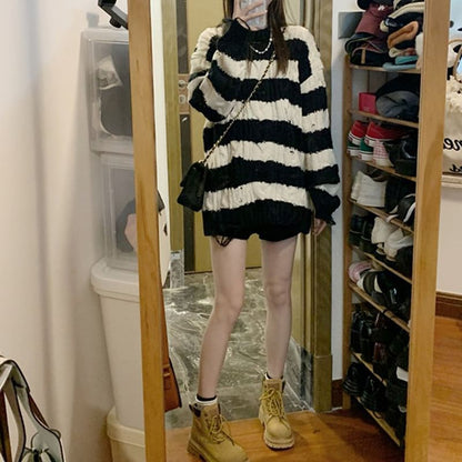 Distressed Knit Cable Sweater Crew Striped Neck