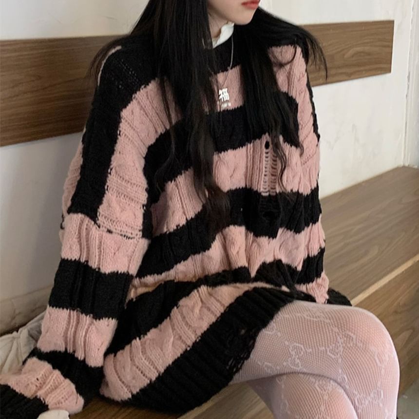 Distressed Knit Cable Sweater Crew Striped Neck