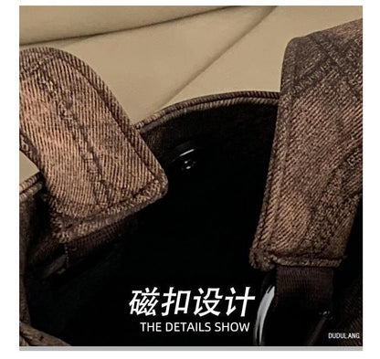 Star Tote Bag Fluffy Trim