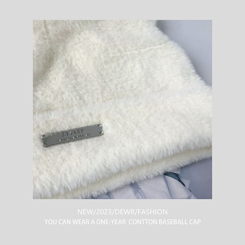 Beanie Ear Cat Knit Applique