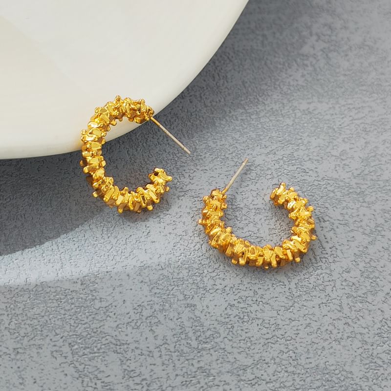 Textured Alloy Open Hoop Earring