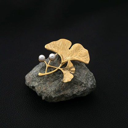 Broche en fausses perles de ginkgo