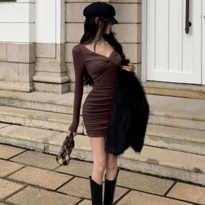 Plain Bodycon Long-Sleeve Dress V-Neck Mini