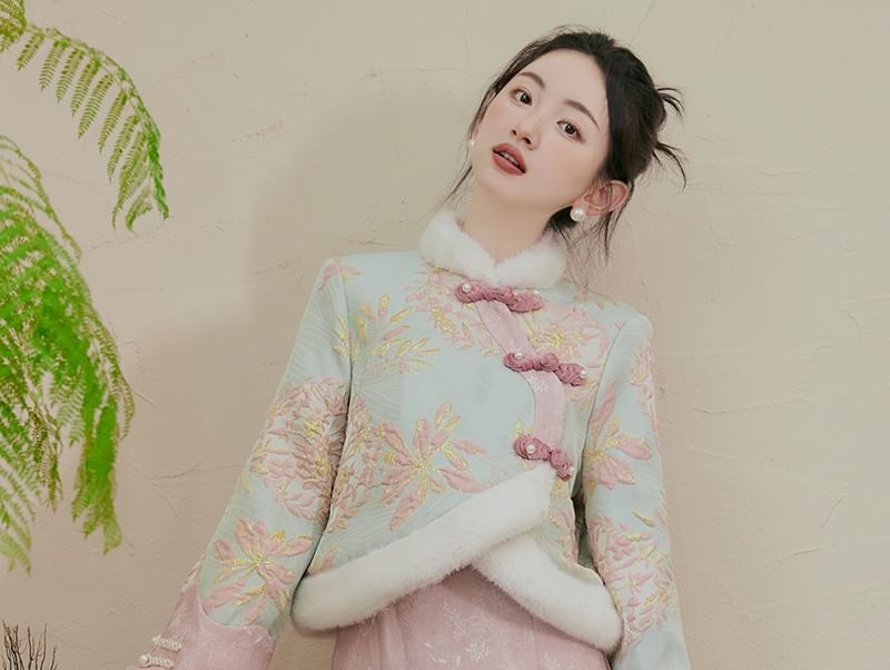 Stand Collar Floral Patterned Fluffy Panel Jacquard Frog Closure Jacket / High Waist Slit Midi A