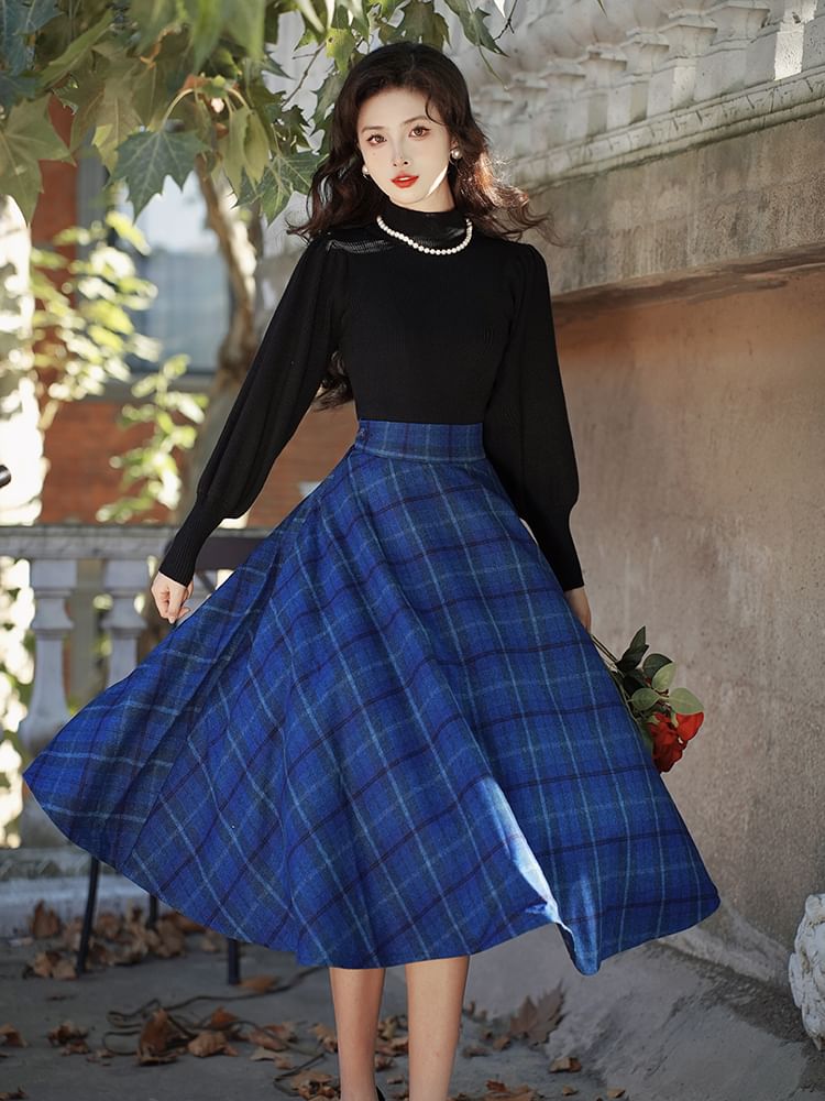 Balloon Sleeve Mock Neck Plain Sweater / High Waist Plaid Midi A