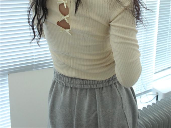 Long-Sleeve Crew Neck Bow Cutout Knit Top