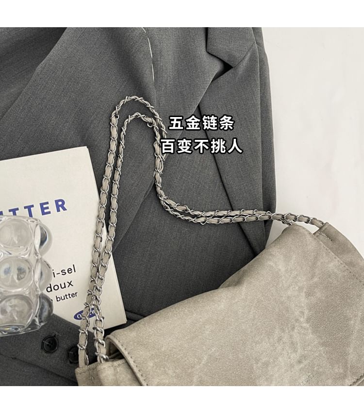 Sac à bandoulière à rabat et chaîne