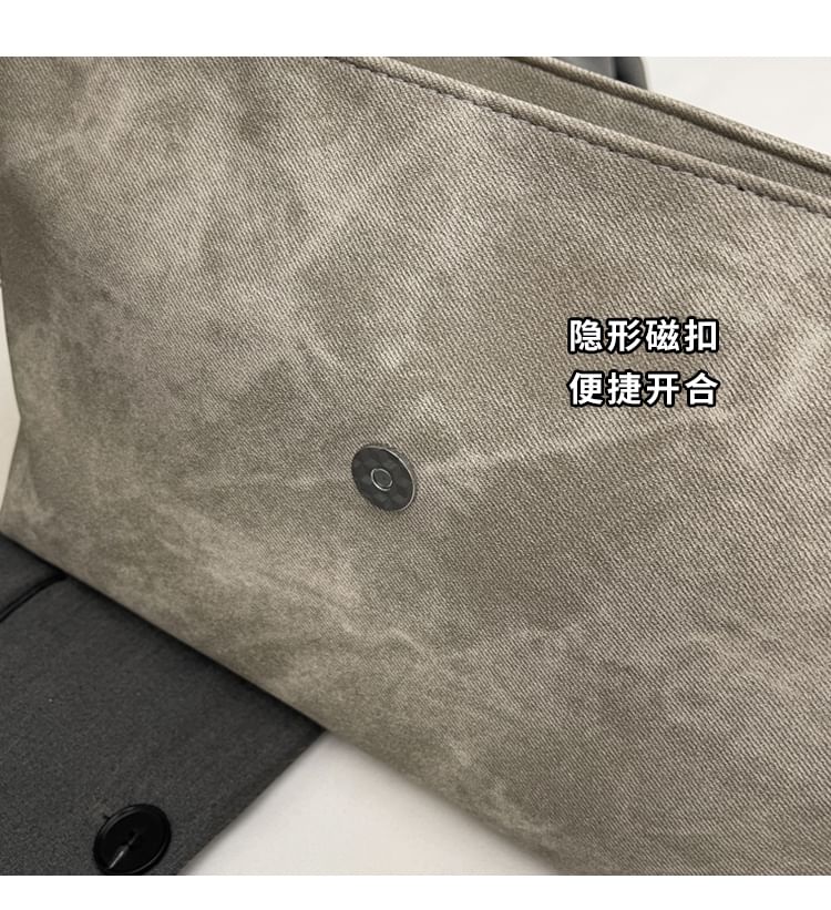 Sac à bandoulière à rabat et chaîne