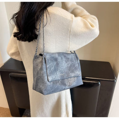 Sac à bandoulière à rabat et chaîne