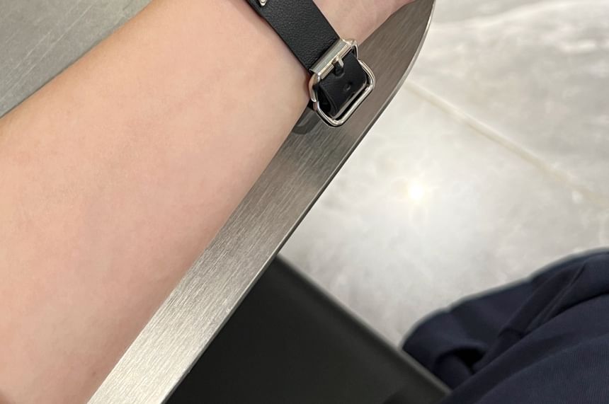 Bracelet de montre Apple en similicuir clouté en alliage étoilé