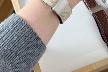 Bracelet magnétique matelassé en similicuir pour Apple Watch