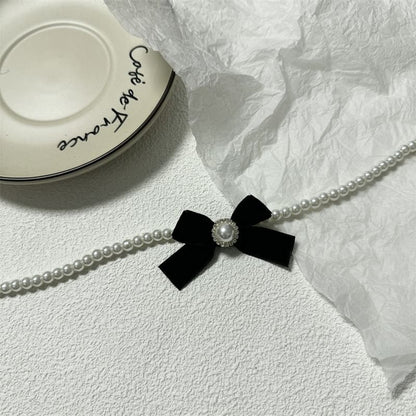 Pearl Necklace Velvet Faux Bow