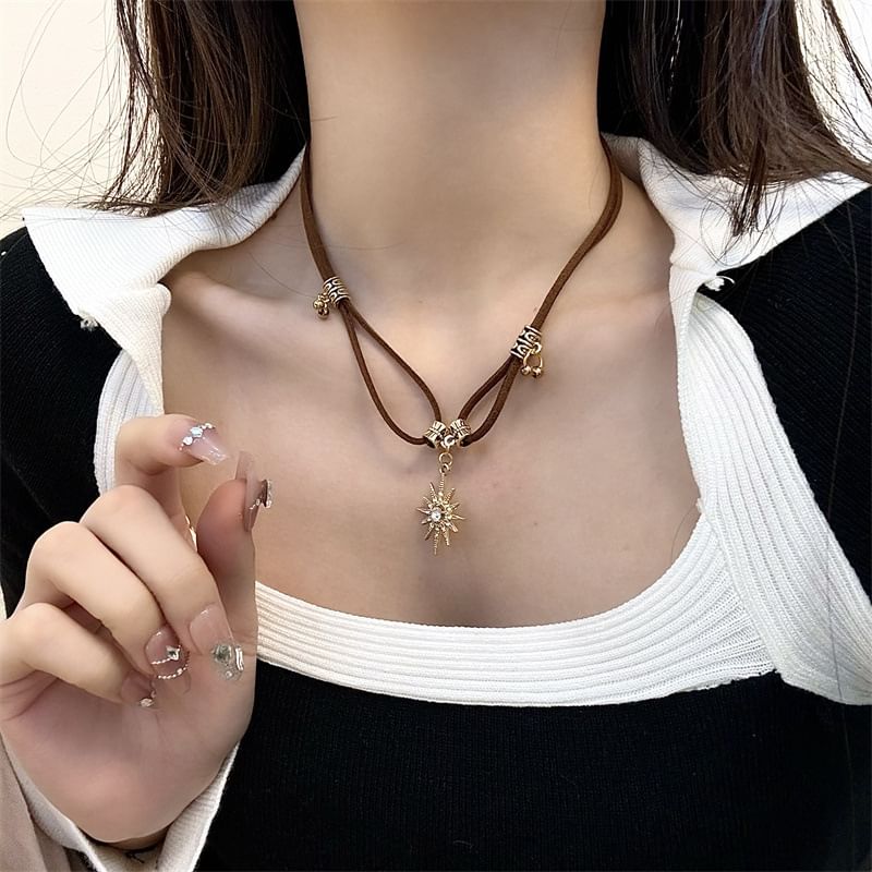 Rhinestone Leather Pendant Faux Sun Necklace