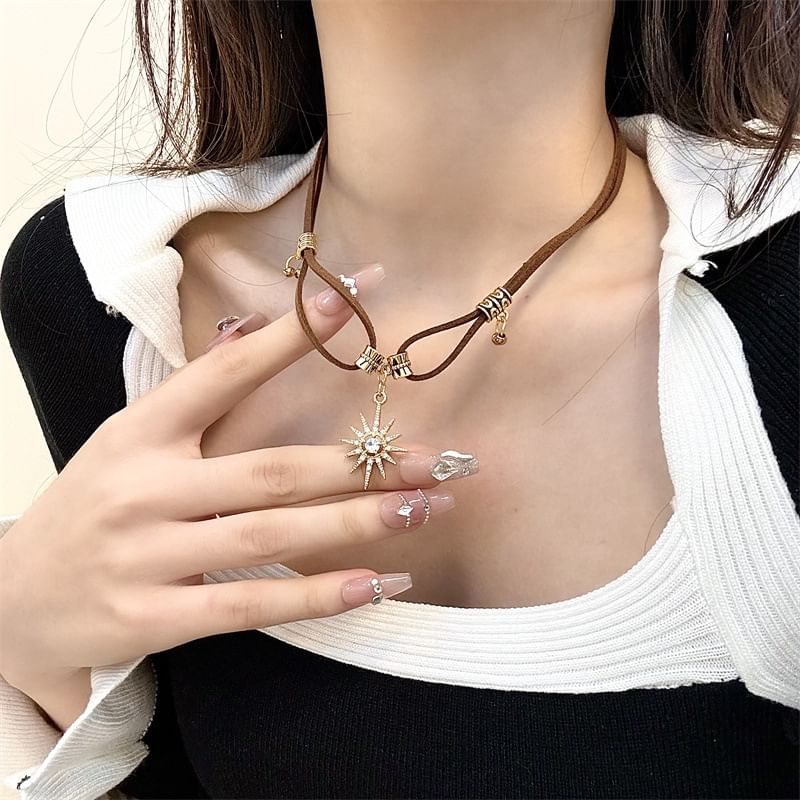 Rhinestone Leather Pendant Faux Sun Necklace