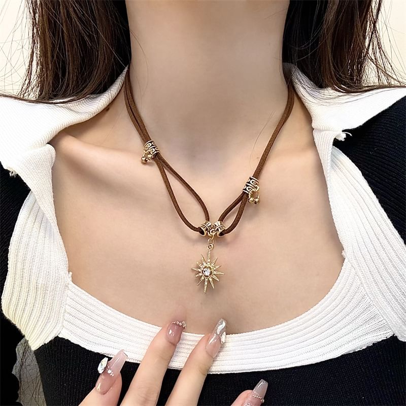 Rhinestone Leather Pendant Faux Sun Necklace