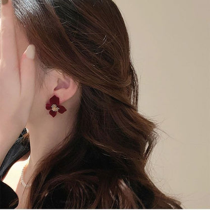 Ear Floral Stud